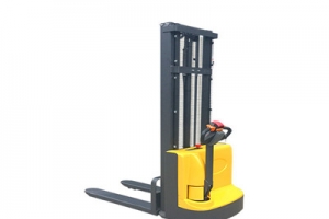 行走式電動堆高車操作培訓視頻！