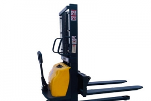 半電動堆高車廠家分析半電動堆高車各結構零部件工作原理