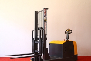 為什么要給電動叉車做保養(yǎng)?