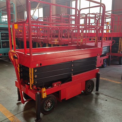 戶外高空作業:越野款升降平臺車