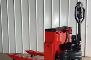 馭電越境，智載無界——全電動越野搬運車