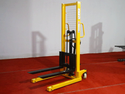 手動液壓車室內作業規范 做好安全保護