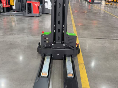 隨車叉車優勢明顯