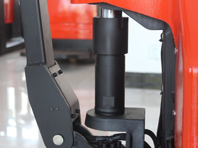 電動(dòng)搬運(yùn)車(chē)細(xì)節(jié)