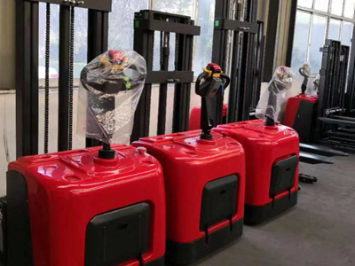 2026年最新 電動(dòng)叉車多少錢一臺(tái)？