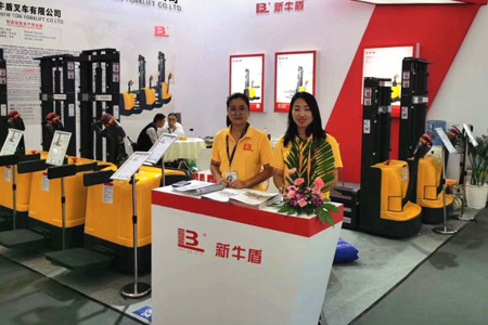 廣交會(huì)新牛盾叉車